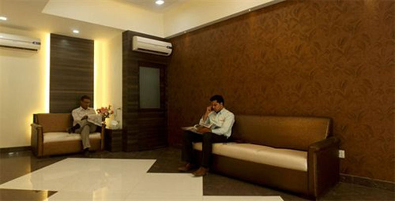 Hotel Ace Residency Мумбаи Интерьер фото